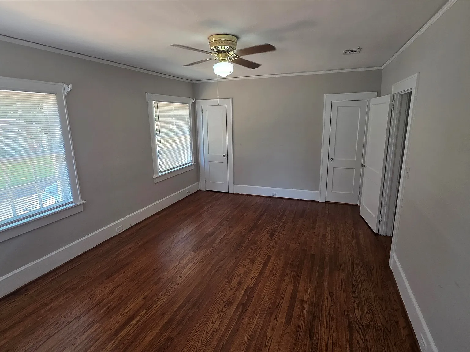 2 bed, 1.0 bath, 1123 sqft, $1,400 — Photo 4