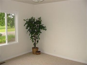 3rd image of 5005 Beverly Ave