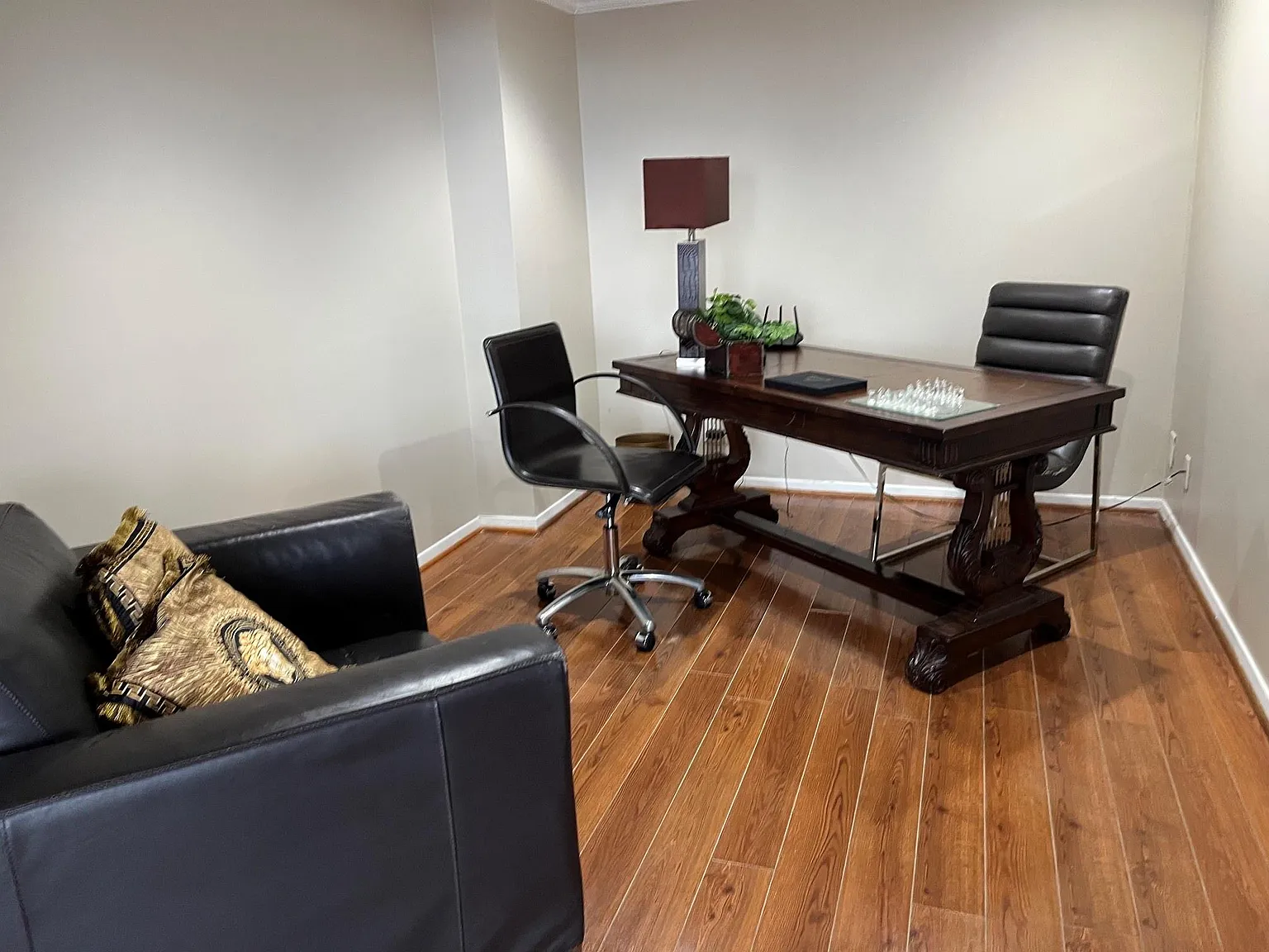 2 bed, 1.0 bath, 1144 sqft, $2,100 — Photo 3