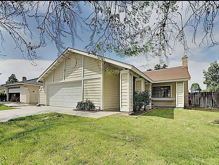 1st image of 25802 Harriet Ave