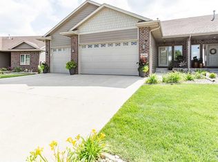 2615 E Whisper Trl, Sioux Falls, SD 57108