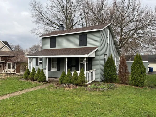 703 S 7th Ave, St Charles, IL 60174