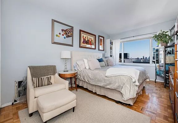 5th image of 60 E 8th St APT 19M