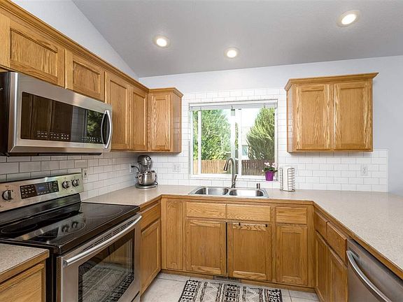 4th image of 5402 Kapiolani Ct