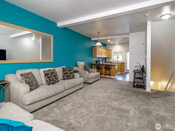 5305 Military RD E #A, Tacoma, WA 98446