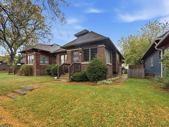 2nd image of 1128 W Capitol DRIVE