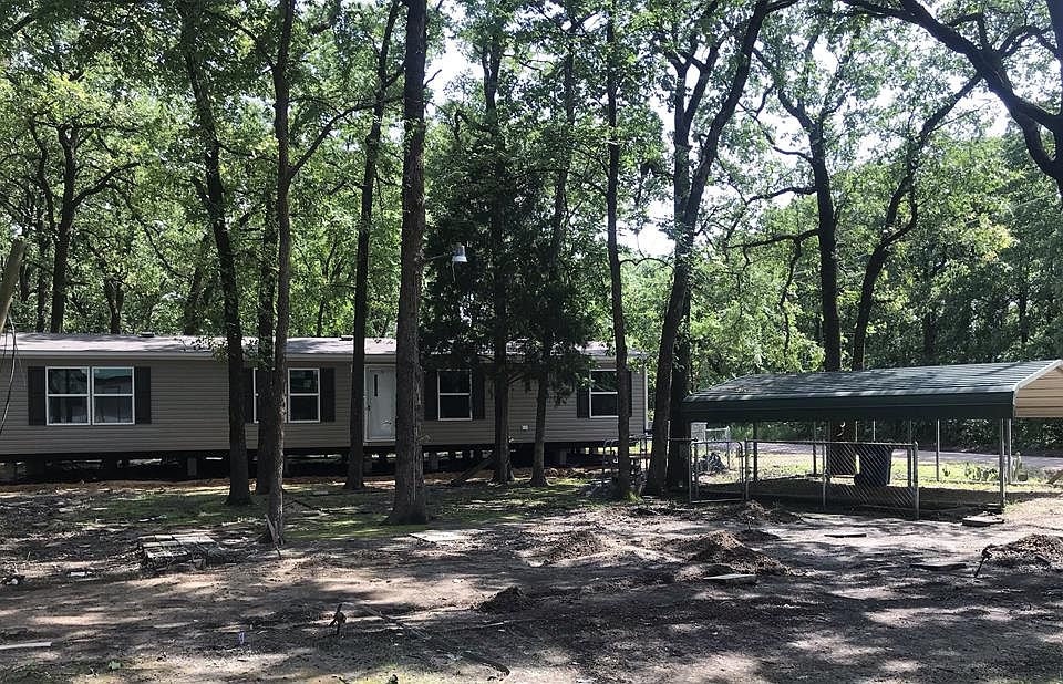 1st image of 120 Fernwood Dr