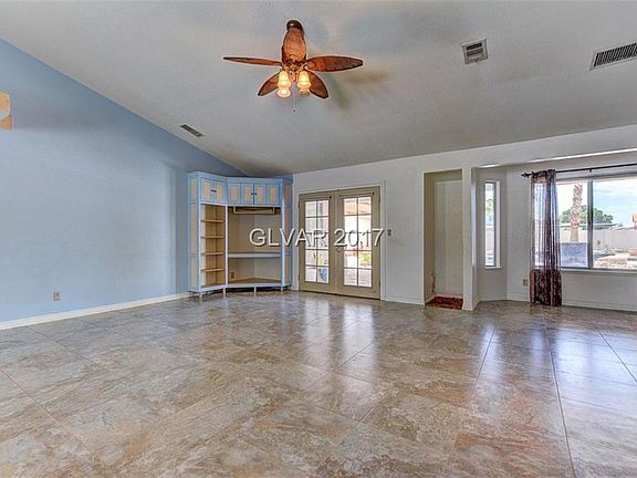 4th image of 4601 Black Stallion Ave