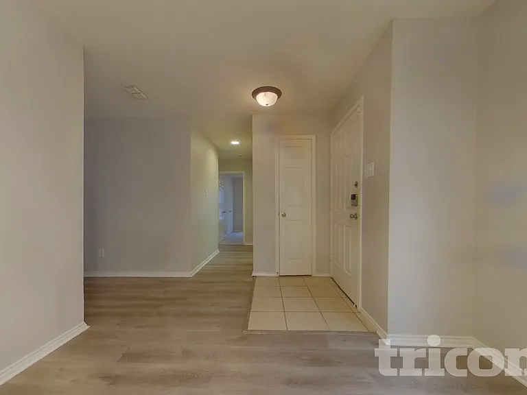16824 Pinery Way — Photo 5