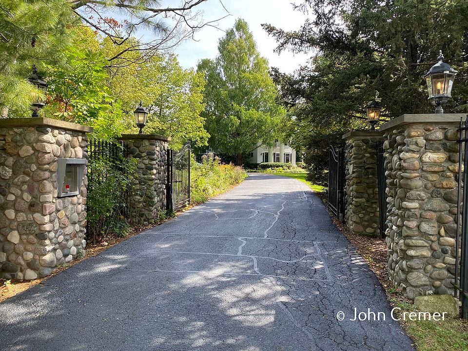 3858 Kalamazoo Ave SE, Grand Rapids, MI 49508 Zillow