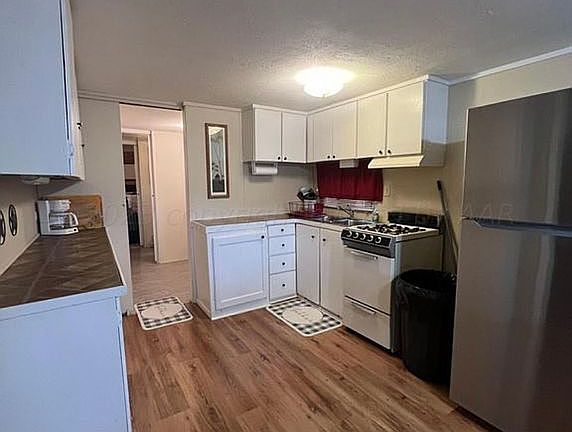 2nd image of 316 Angel St