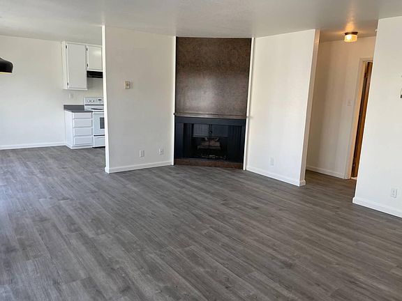 3rd image of 1436 48th Ave APT 2