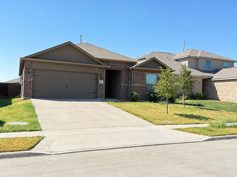 816 Mallorie Ln