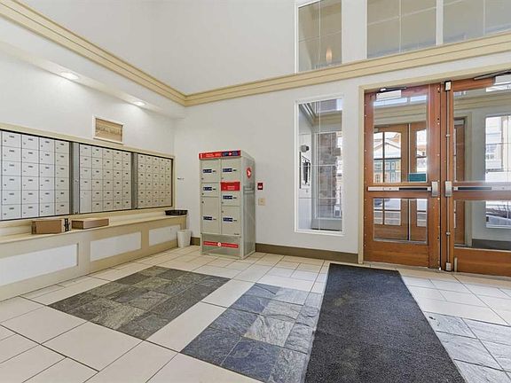 4th image of 22 W Richard Pl SW #430
