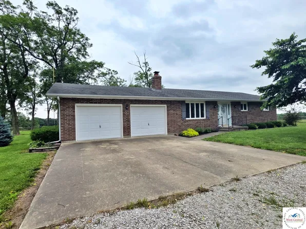 32796 Doogs Rd, Sedalia, MO 65301