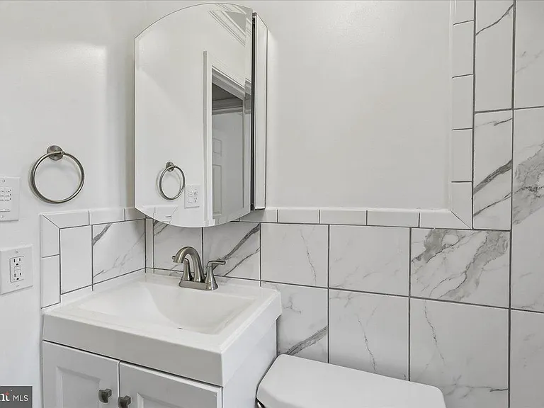 108 Baggett Pl — Photo 12