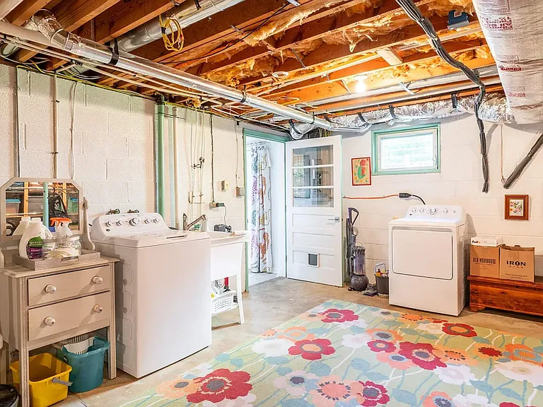 324 Parkway St — Photo 31