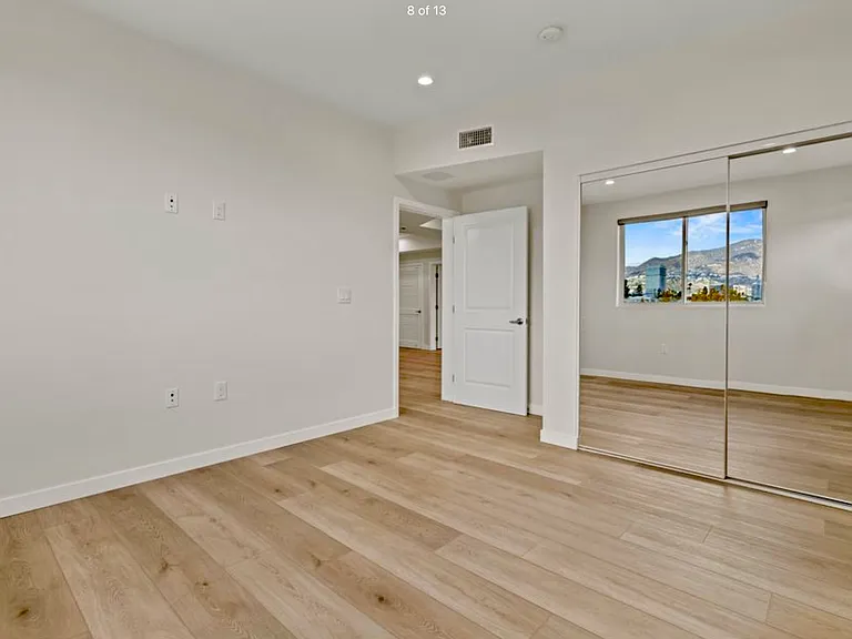 540 Oak St #104 — Photo 4