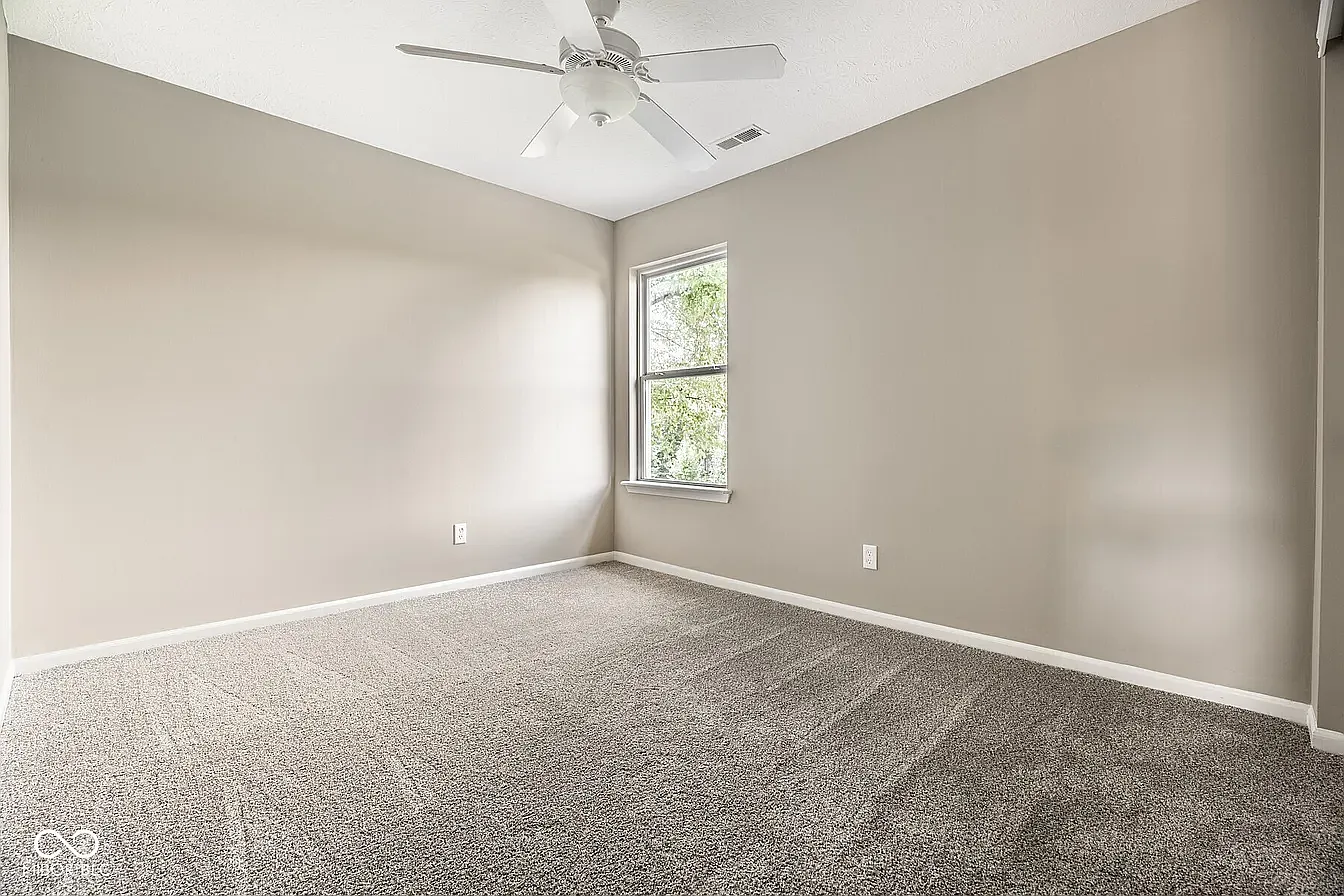 4 bed, 2234 sqft, $3,200 — Photo 2