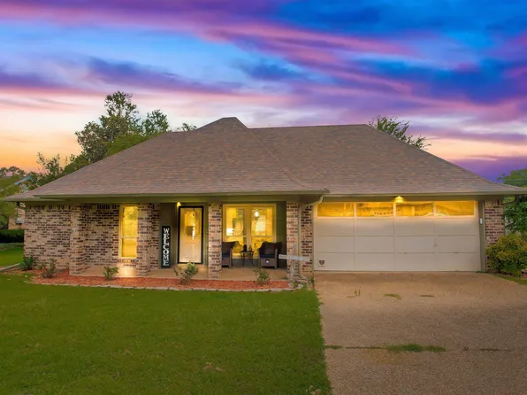 1204 Corey Dr, Whitehouse, TX 75791
