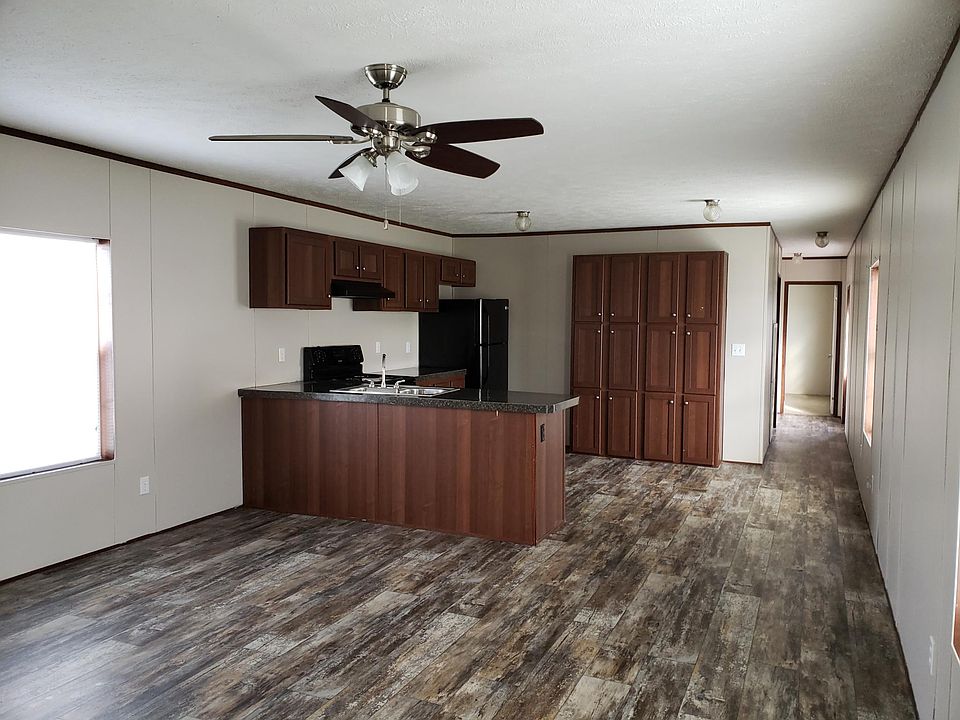 2nd image of 4877 Dana Dr