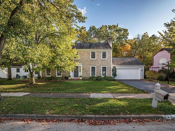5th image of 905 Babbington Ct