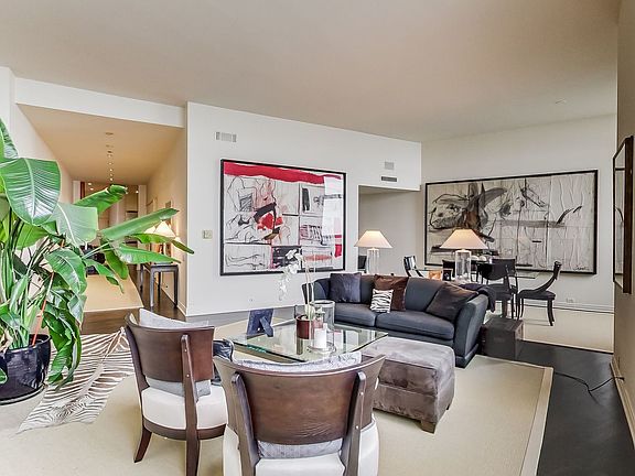 4th image of 680 N Lake Shore Dr APT 203