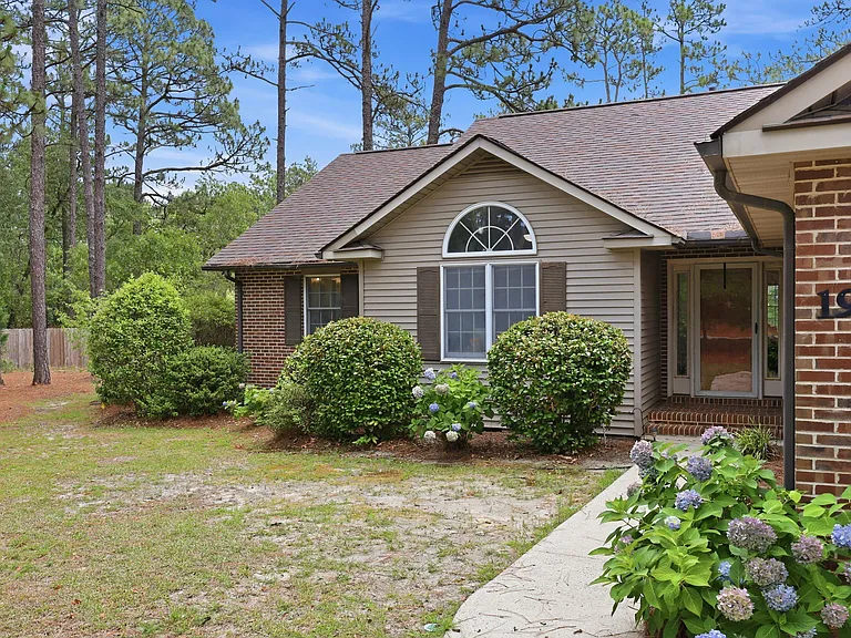195 Longleaf Rd — Photo 42