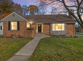 216 Yawkey Ave, Rothschild, WI 54474