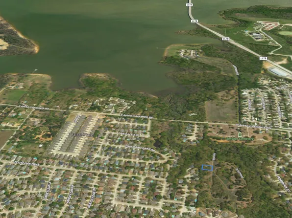 Wembley St, Lake Dallas, TX 75065