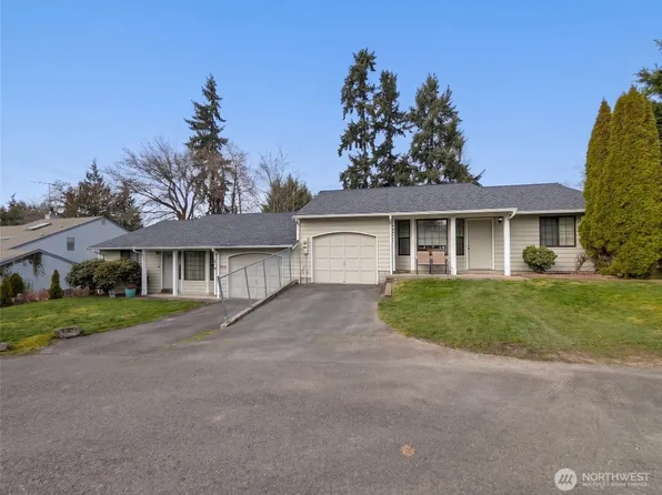 7909 -7911 114th St Court E, Puyallup, WA 98373