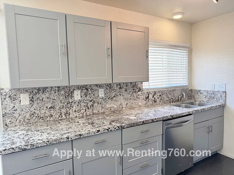 5323 Cahuilla Ave — Photo 10