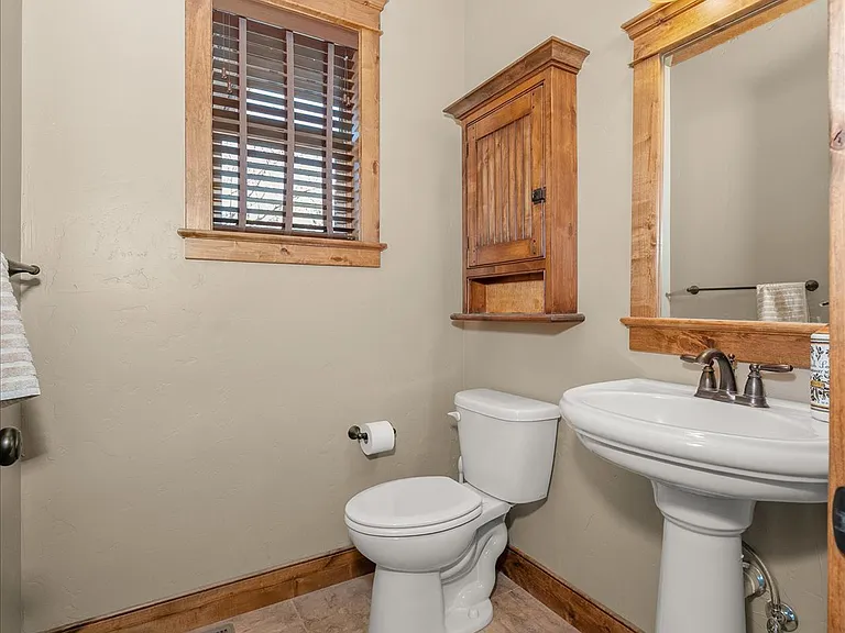 316 W Austin Rd — Photo 23