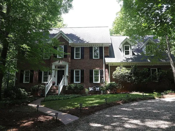 11305 Windwitty Ct, Raleigh, NC 27614