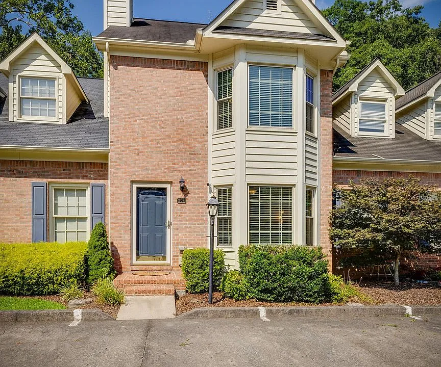 304 Ashley Oaks Private Dr