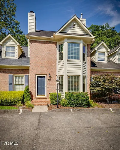 304 Ashley Oaks Private Dr Photo 1