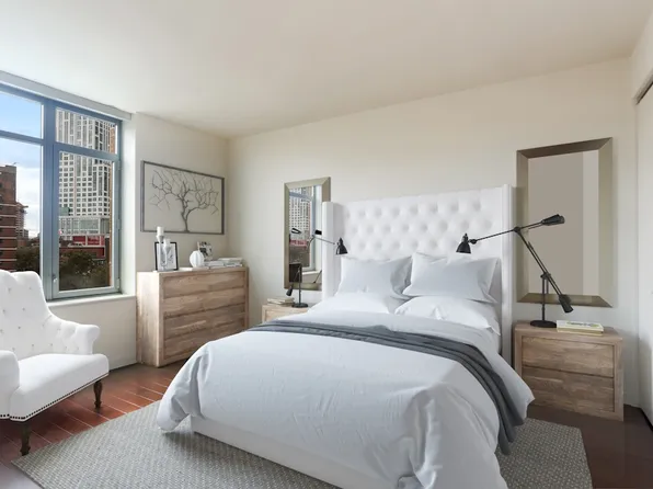 81 Fleet Place image 2 of 15