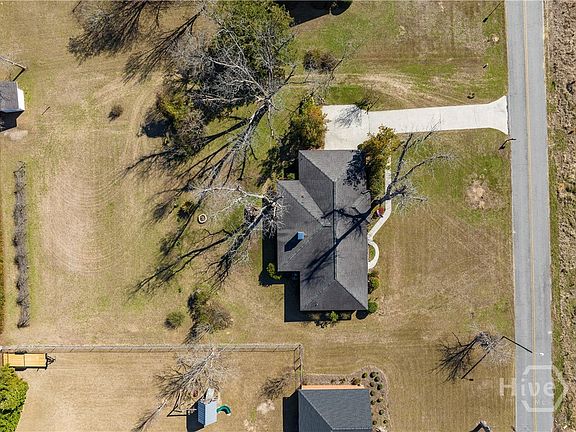 4th image of 418 Darby Drive