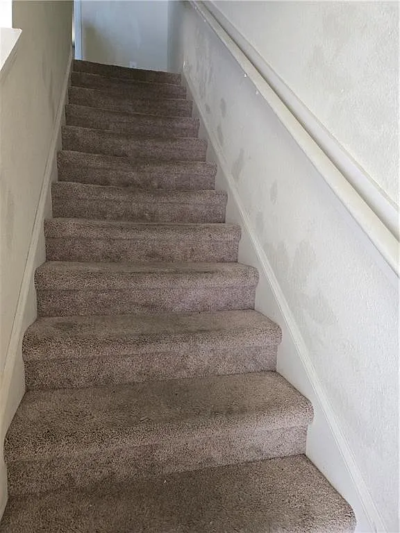 3 bed, 2.5 bath, 1848 sqft, $1,900 — Photo 4