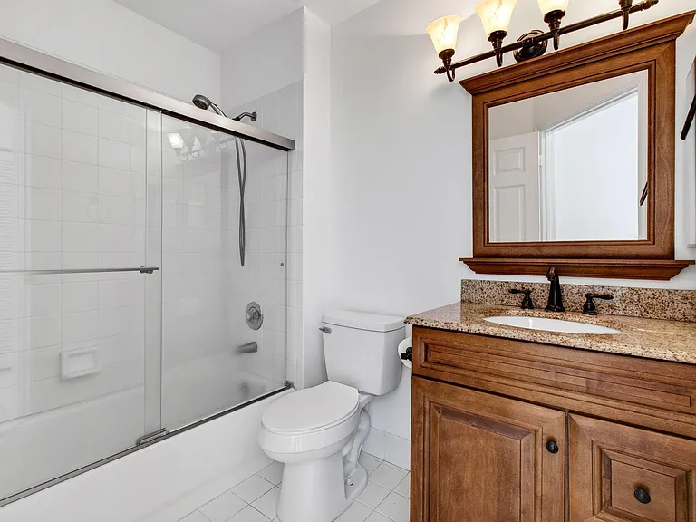 5225 Brookview Dr — Photo 24