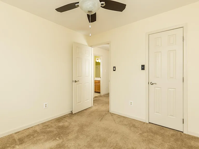 7011 Fieldhurst Ct — Photo 12