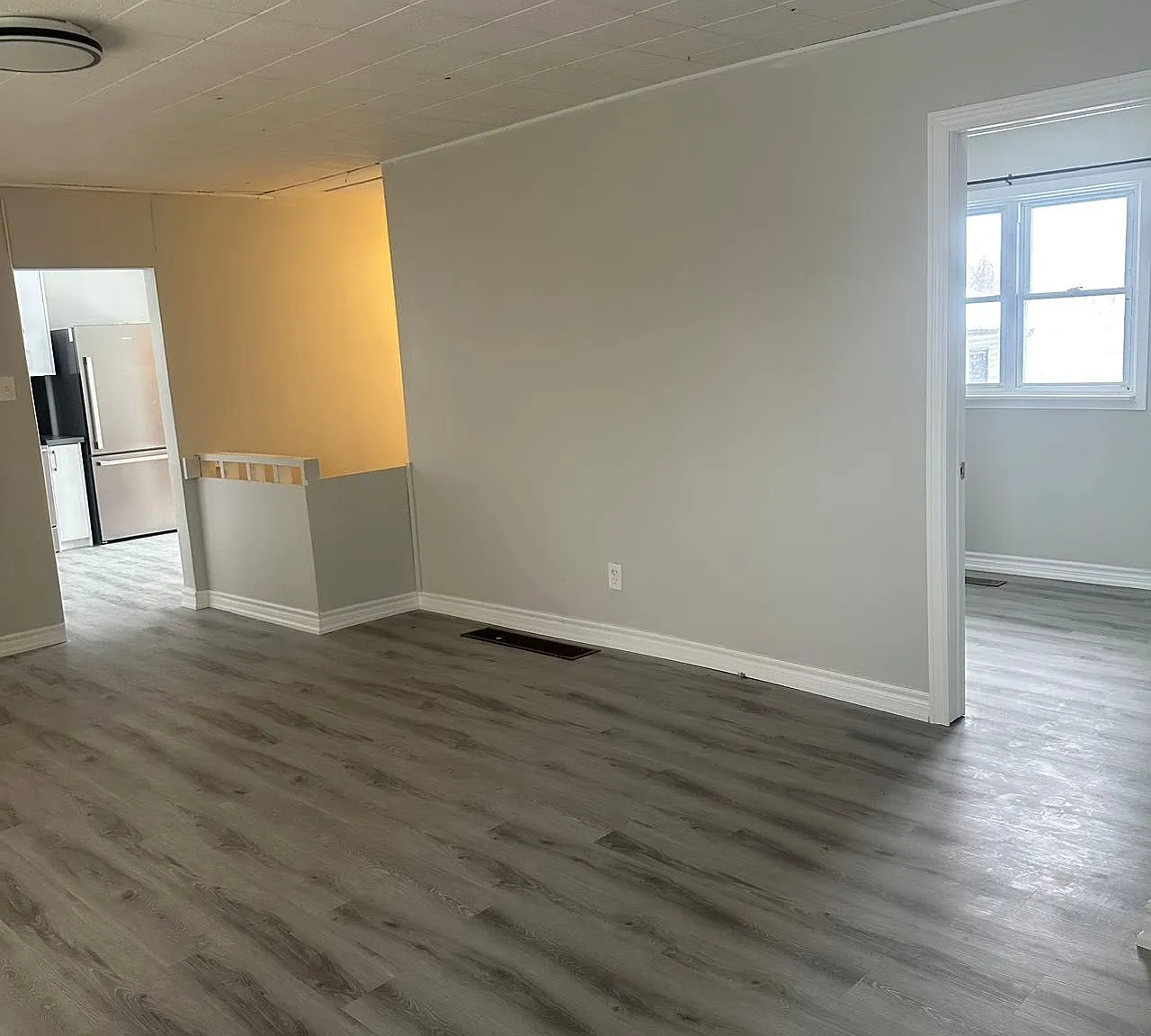 3 bed, $2,800 — Photo 2