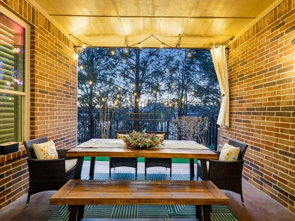 13641 Cobblestone Dr, Farmers Branch, TX 75244