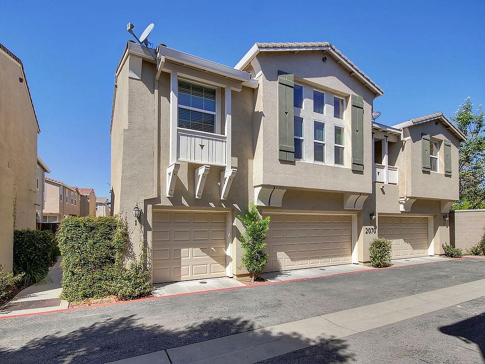 1st image of 2070 Sierra View Cir Unit 1