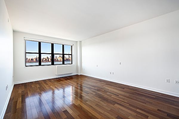 1st image of 58 Metropolitan Ave APT 6F