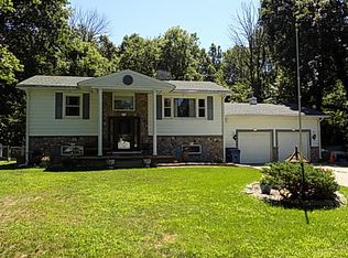 59128 Crestview Dr, Elkhart, IN 46517