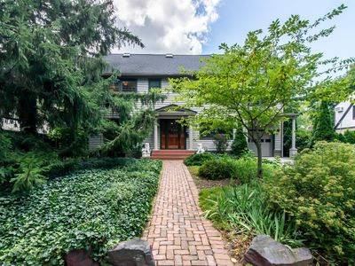 1928 Lorraine Pl, Ann Arbor, MI, 48104