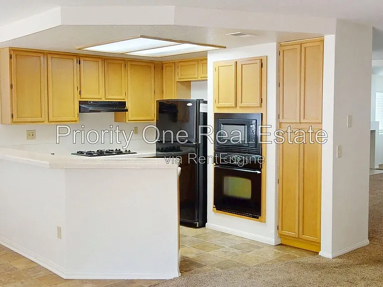 11174 Paseo Montanoso — Photo 4