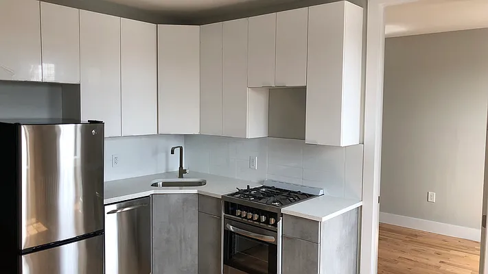 Rented by Nooklyn NYC LLC | media 11