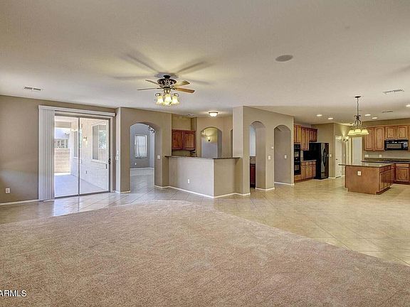 4th image of 17666 W Valentine St